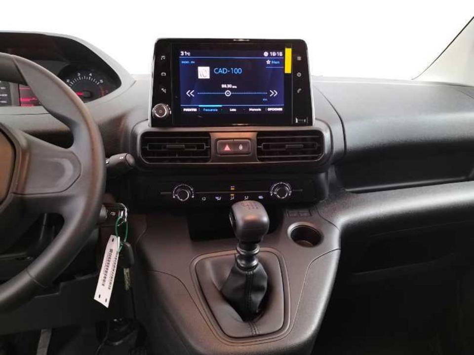 Peugeot Partner Pro Standard 600kg BlueHDi 73kW