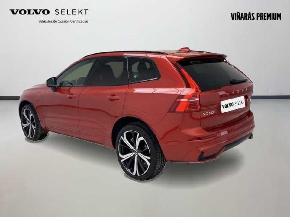 Volvo XC60 2.0 T6 AWD Recharge Plus Dark Auto