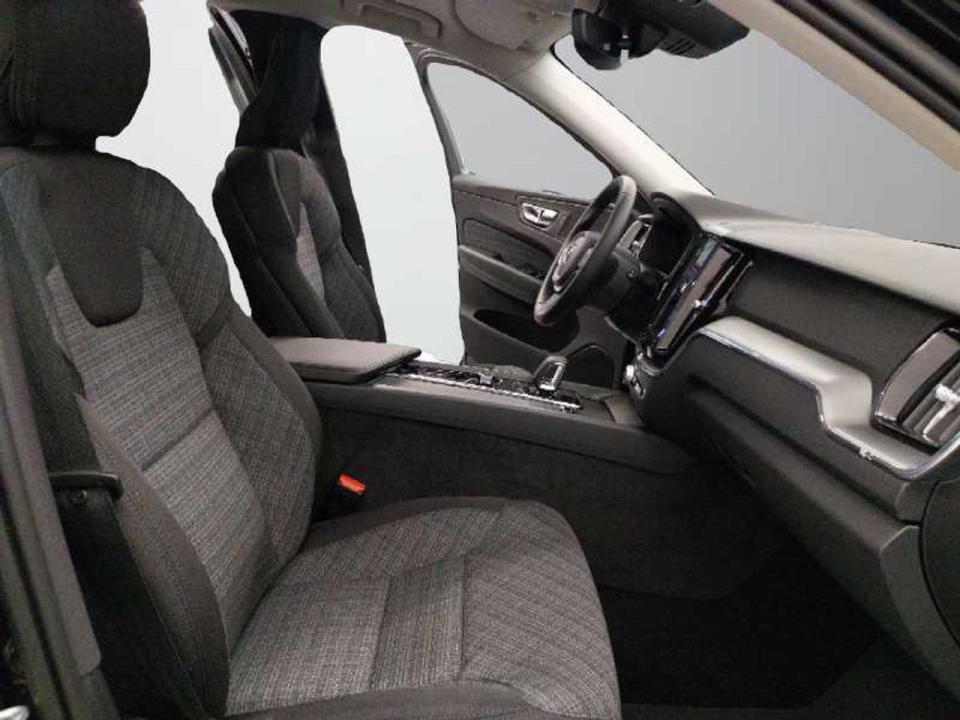 Volvo XC60 2.0 B4 D Essential Auto