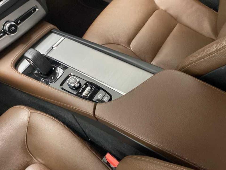Volvo XC90 2.0 B5 D AWD Momentum Pro Auto