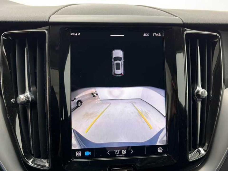 Volvo XC60 2.0 B4 D Core Auto
