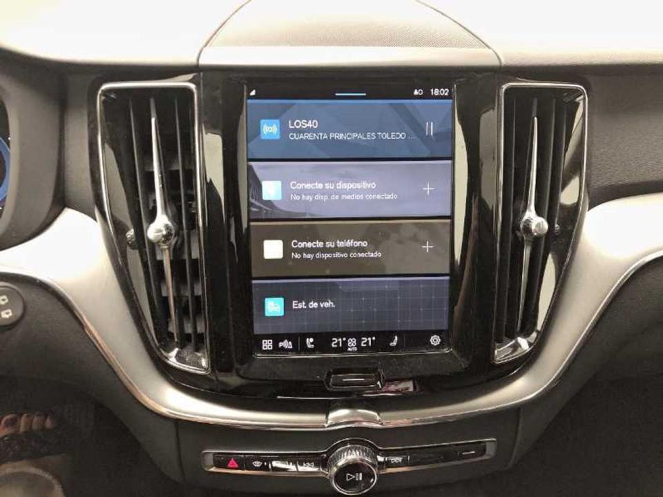 Volvo XC60 2.0 B4 D Momentum Auto