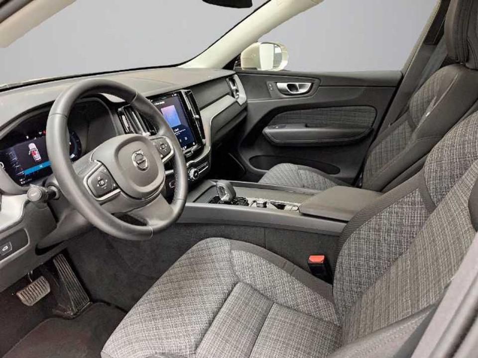 Volvo XC60 2.0 B4 D Core Auto