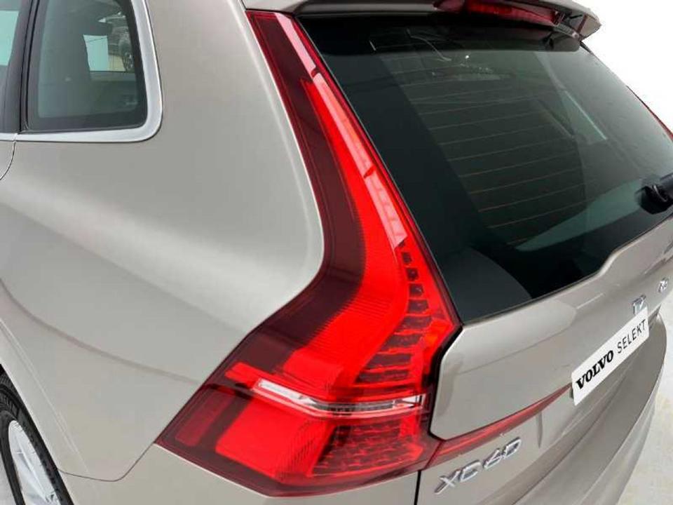 Volvo XC60 2.0 B4 D Core Auto