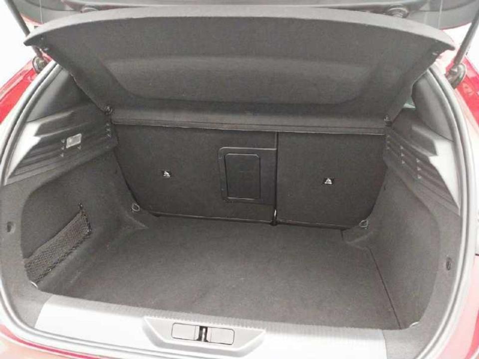 Peugeot 308 5P GT BlueHDi 130 S&S EAT8