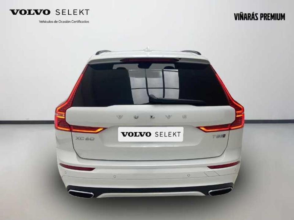 Volvo XC60 2.0 T8 AWD R-Design Auto