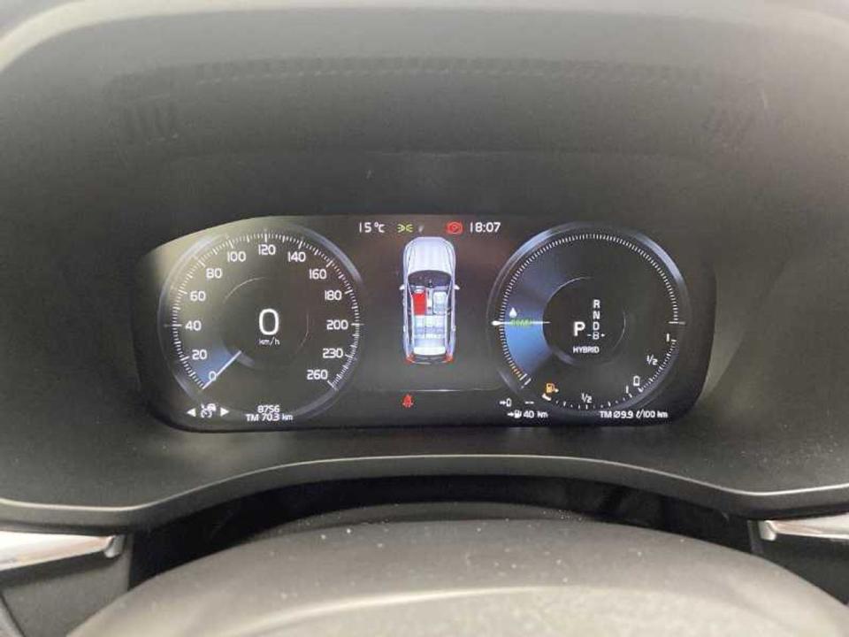 Volvo XC60 2.0 T8 AWD R-Design Auto