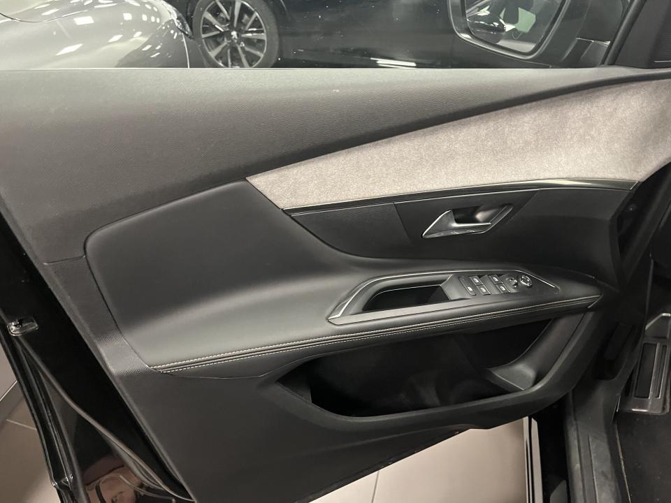 Peugeot 5008 1.2 Gasolina 96KW (130CV) S&S GT