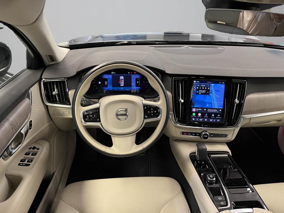Volvo S90 2.0 T8 Twin AWD Recharge Core Bright AT