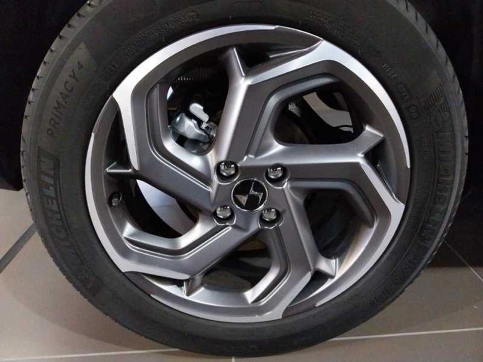 DS DS 3 Crossback PureTech 96 kW Automático GRAND CHIC