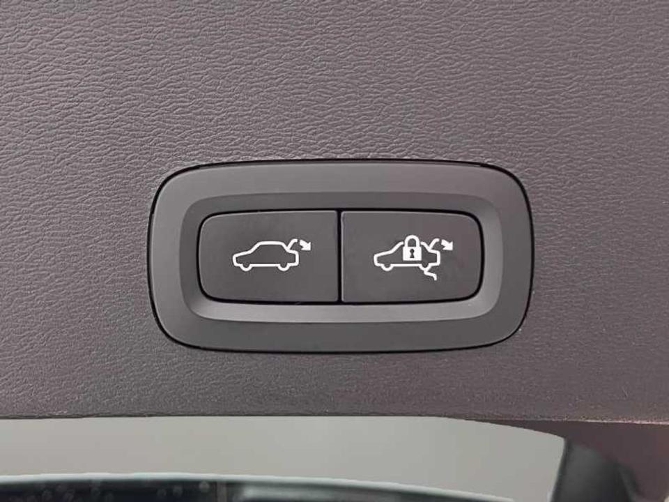 Volvo XC40 Recharge Eléctrico Ultimate Auto