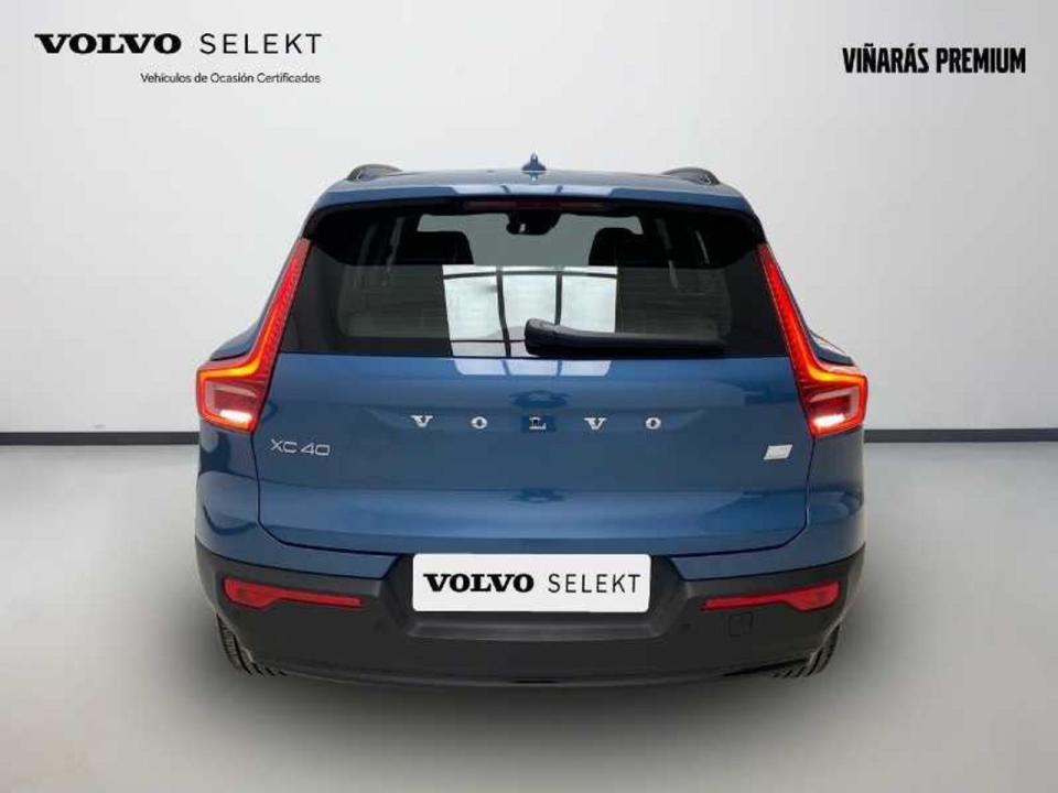 Volvo XC40 1.5 T4 Recharge PHEV Plus Dark Auto