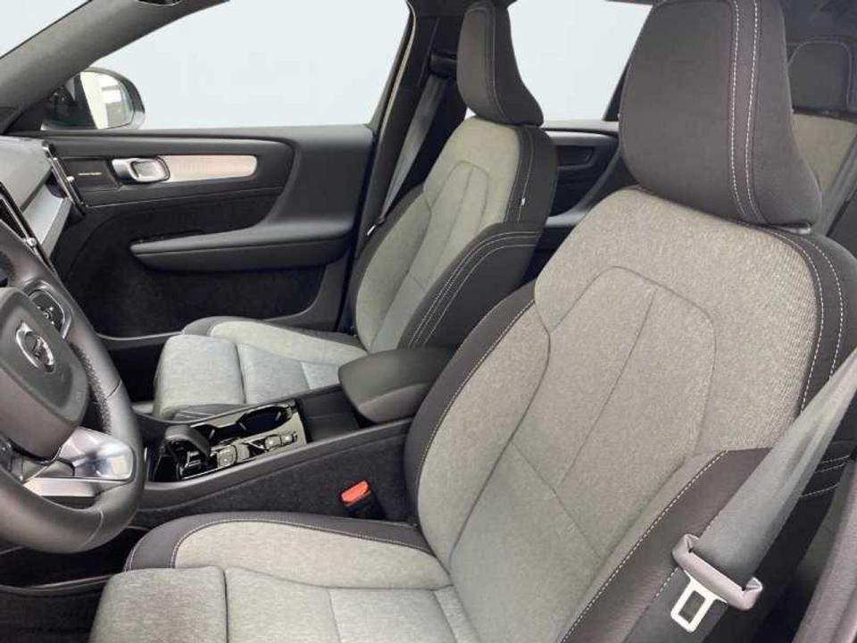 Volvo XC40 1.5 T4 Recharge PHEV Plus Dark Auto
