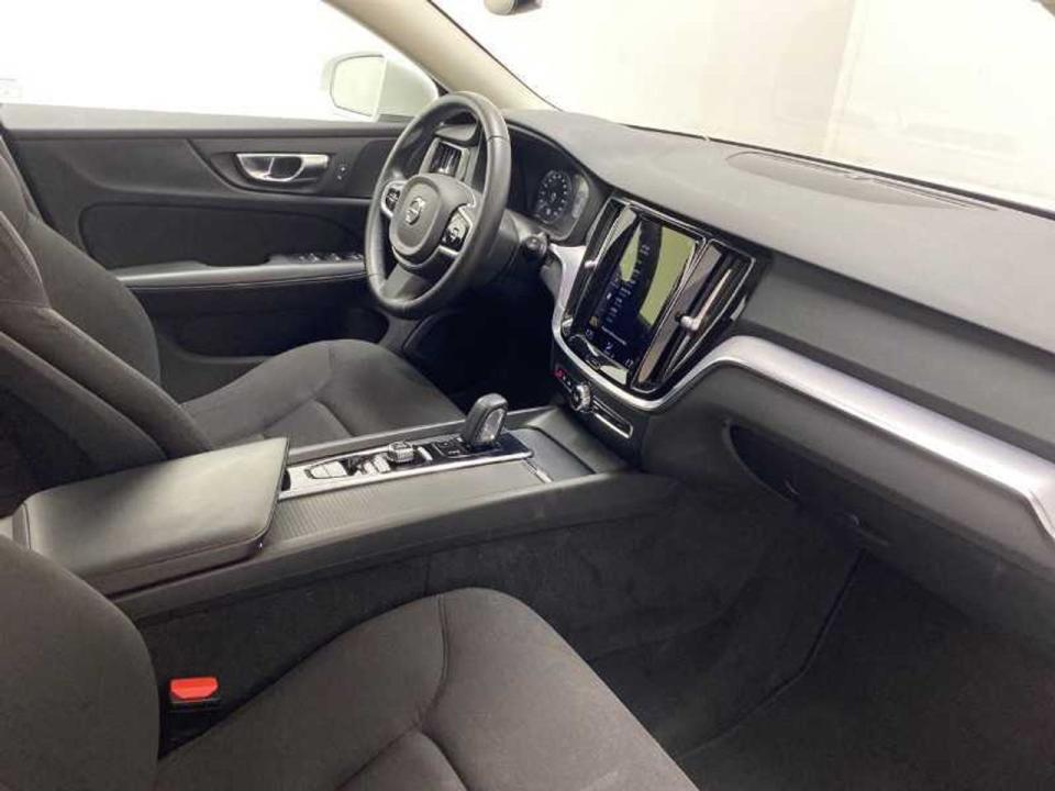 Volvo V60 Cross Country 2.0 B4 (D) AWD Cross Country AUTO