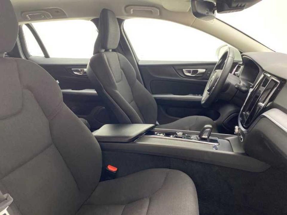 Volvo V60 Cross Country 2.0 B4 (D) AWD Cross Country AUTO