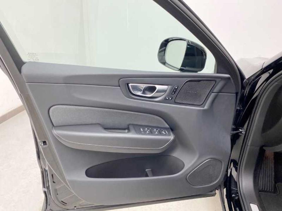 Volvo XC60 2.0 B4 D Plus Bright Auto