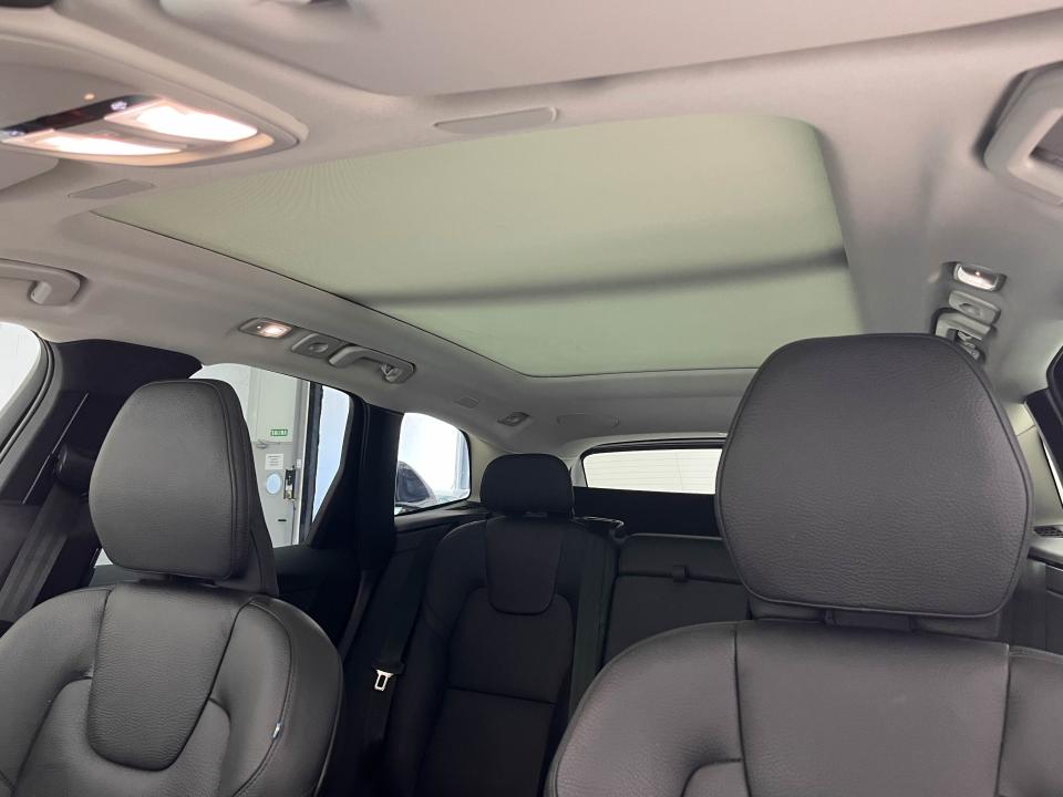 Volvo XC60 2.0 T6 AWD Recharge Ultra Dark Auto