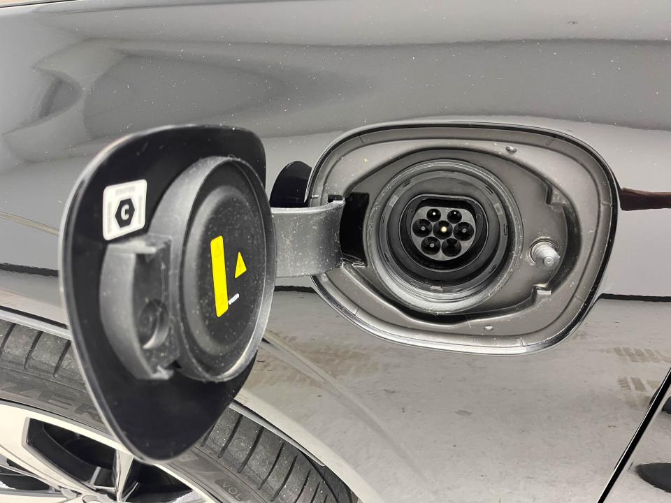 Volvo XC60 2.0 T6 AWD Recharge Ultra Dark Auto