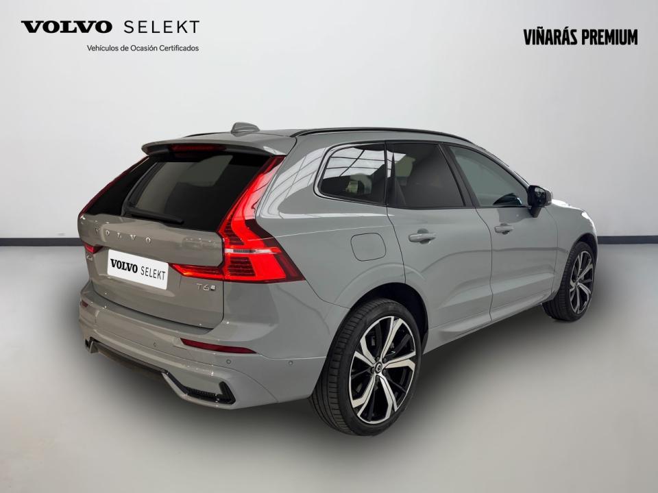 Volvo XC60 2.0 T6 AWD Recharge Ultra Dark Auto