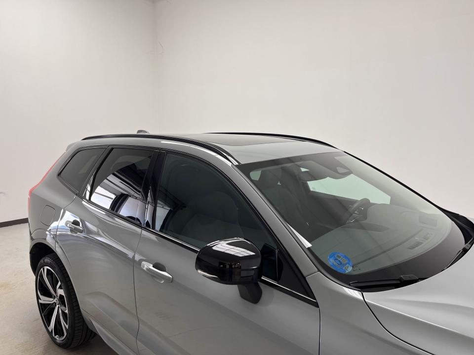 Volvo XC60 2.0 T6 AWD Recharge Ultra Dark Auto