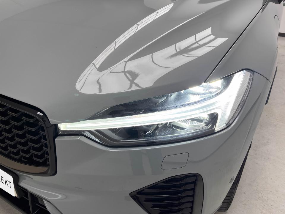 Volvo XC60 2.0 T6 AWD Recharge Ultra Dark Auto