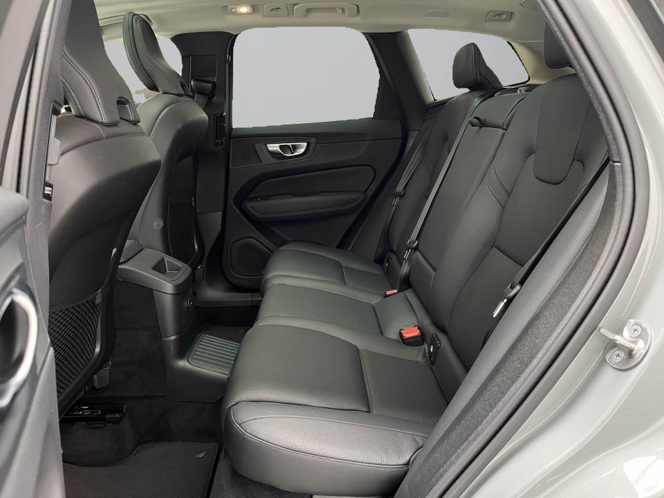 Volvo XC60 2.0 T6 AWD Recharge Ultra Dark Auto