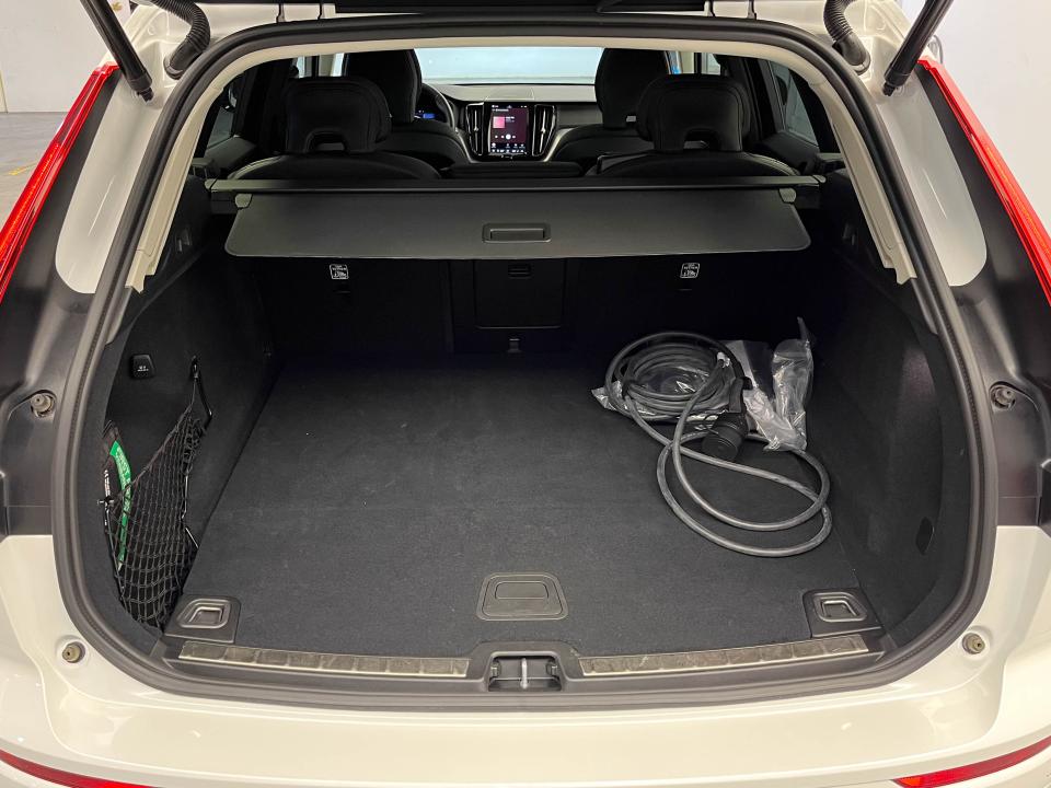 Volvo XC60 2.0 T6 AWD Recharge Ultra Dark Auto