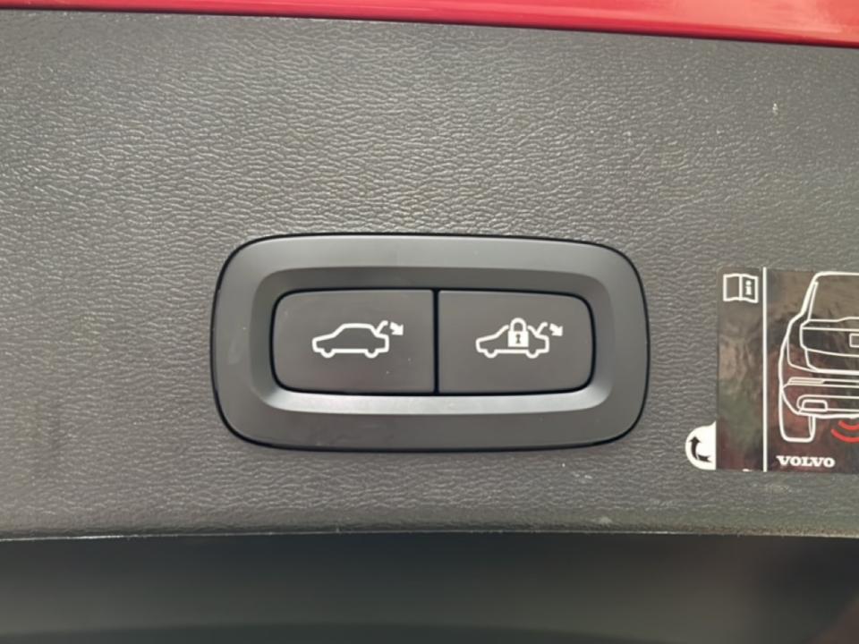 Volvo XC40 2.0 D3 R-Design Auto