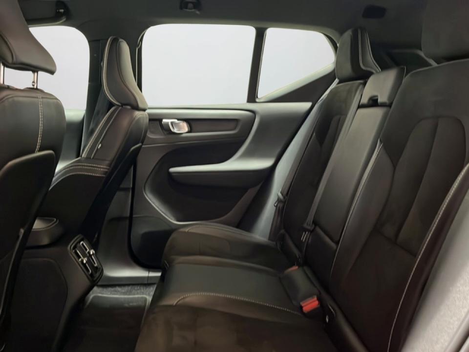 Volvo XC40 2.0 D3 R-Design Auto
