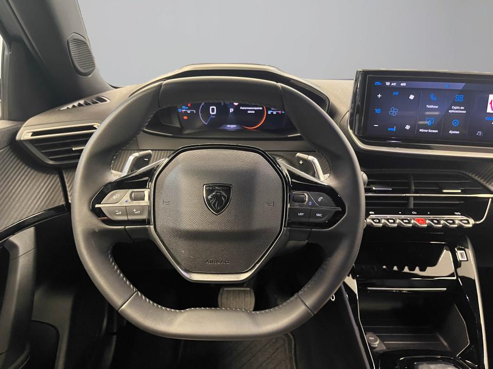 Peugeot 2008 Allure Pack Gasolina 130 S&S EAT8