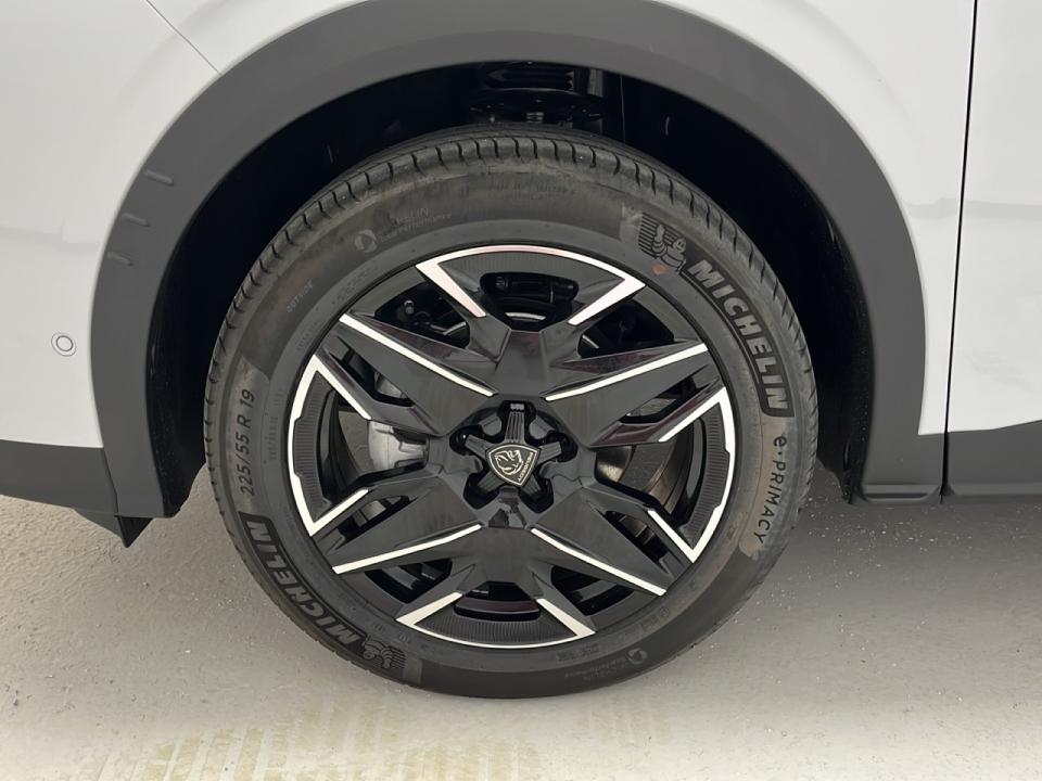 Peugeot 3008 Hybrid 1.2 107KW GT eDCS6