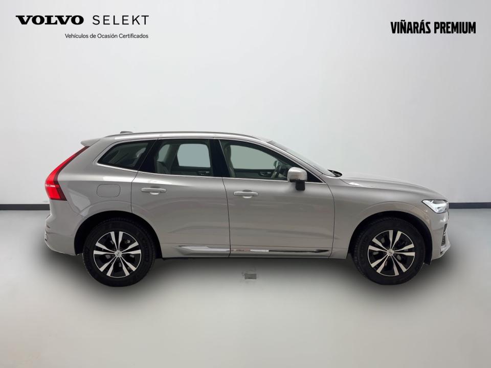Volvo XC60 2.0 T6 AWD Recharge Core Auto