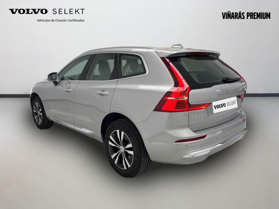 Volvo XC60 2.0 T6 AWD Recharge Core Auto