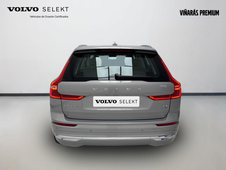 Volvo XC60 2.0 T6 AWD Recharge Core Auto