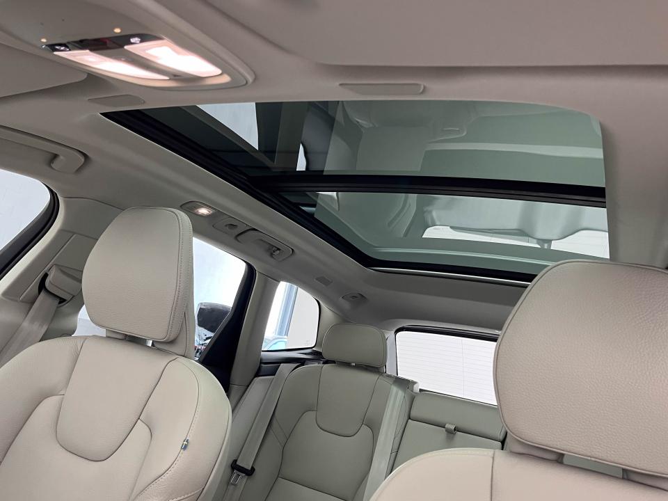 Volvo XC60 2.0 T6 AWD Recharge Core Auto