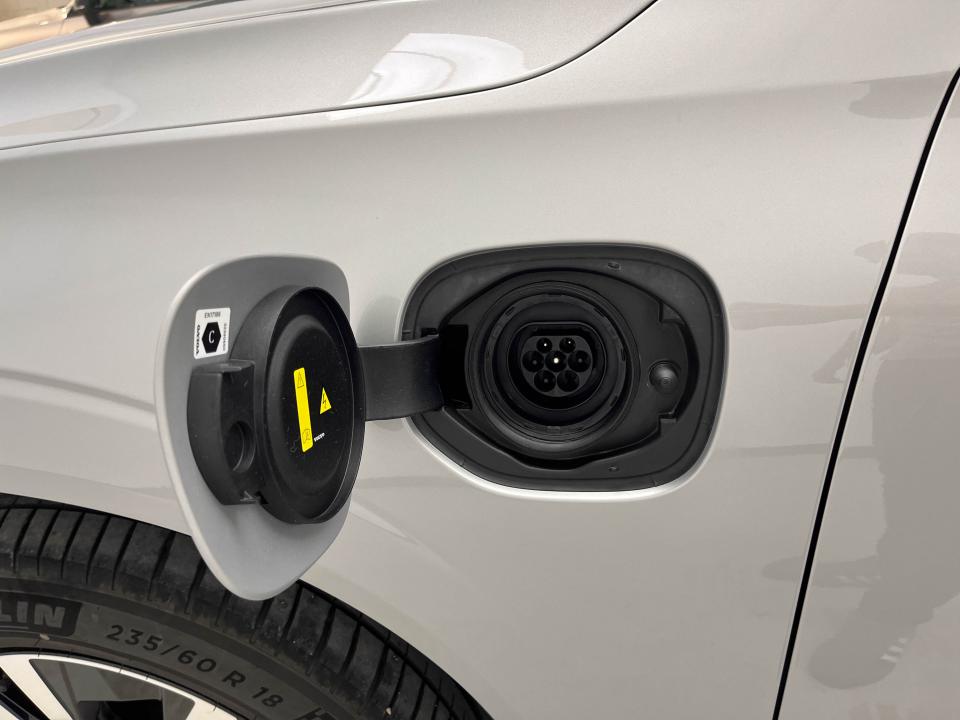 Volvo XC60 2.0 T6 AWD Recharge Core Auto