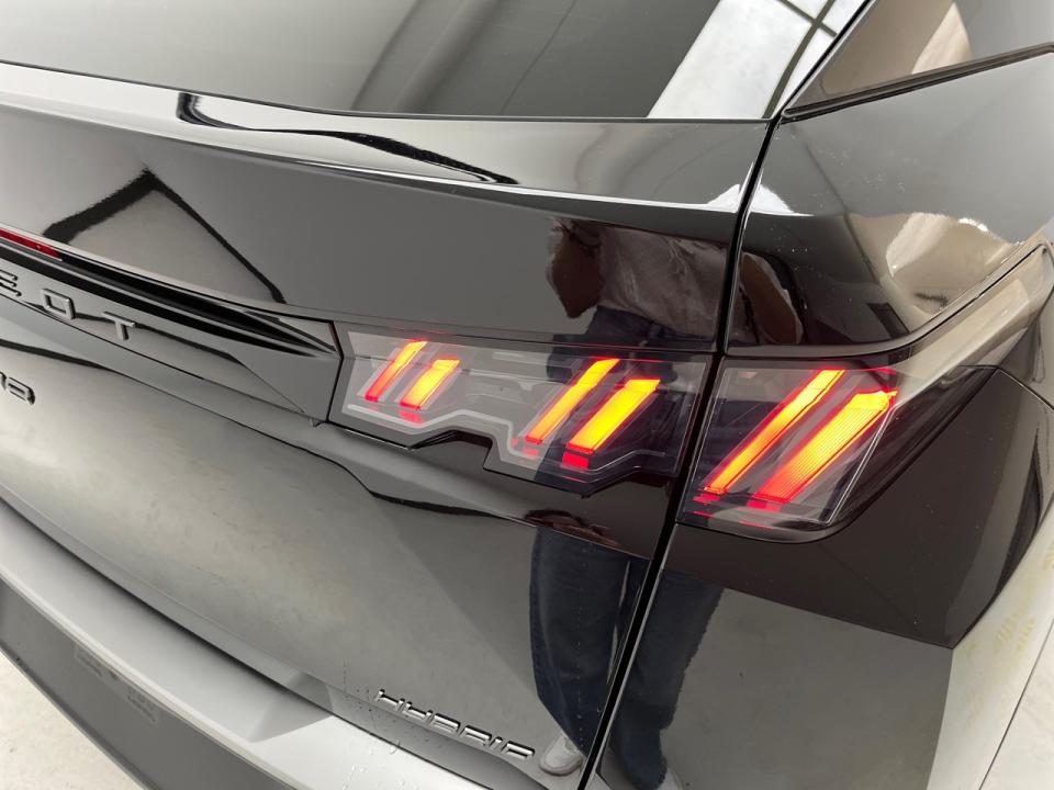 Peugeot 3008 Hybrid 1.2 100KW Allure eDCS6
