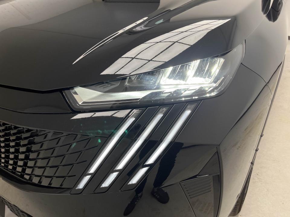 Peugeot 5008 Hybrid 1.2 107KW Allure Exclusive eDCS6