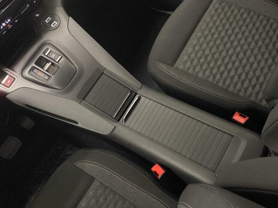 Peugeot Rifter Rifter GT BlueHDi 130 EAT8 Standard M1