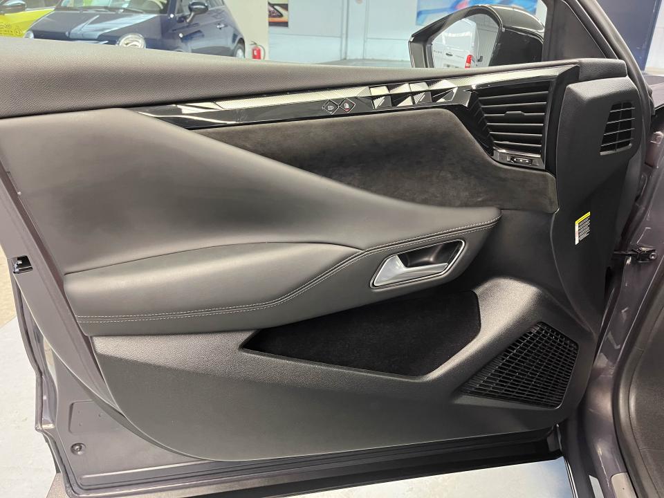 DS DS 4 Hybrid Étoile Alcantara@