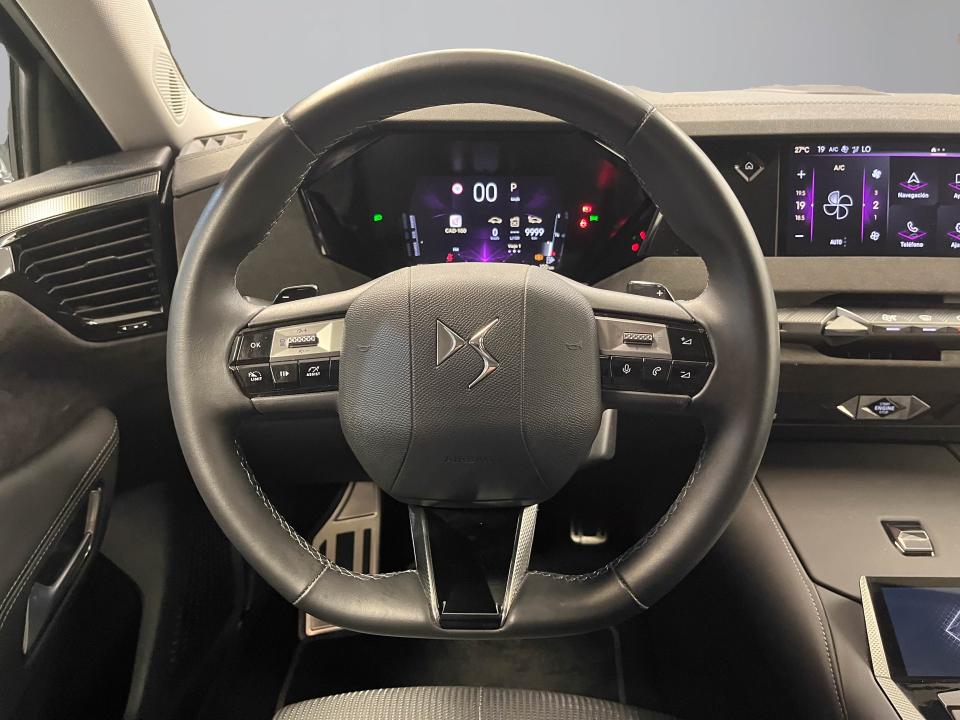 DS DS 4 Hybrid Étoile Alcantara@