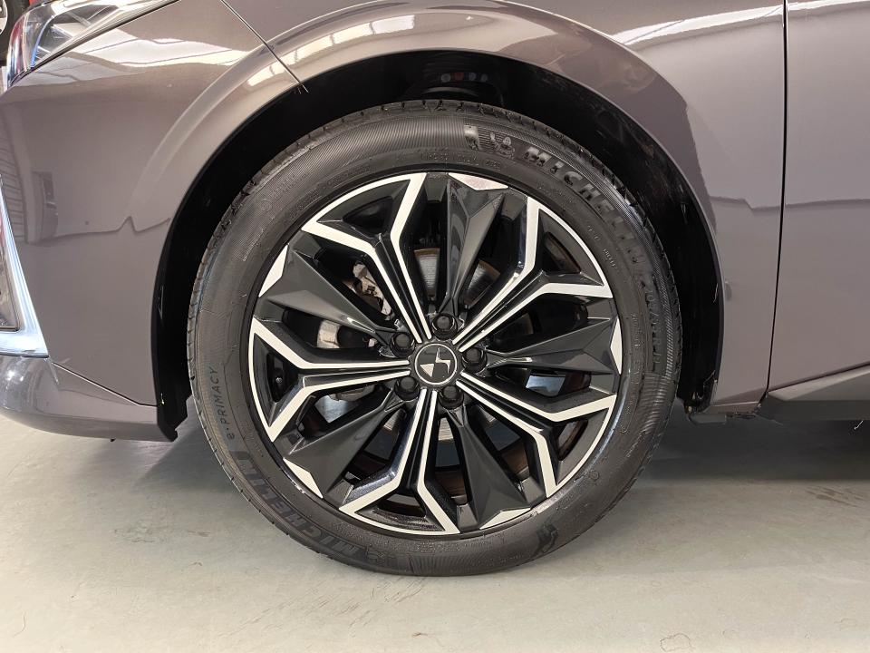 DS DS 4 Hybrid Étoile Alcantara@