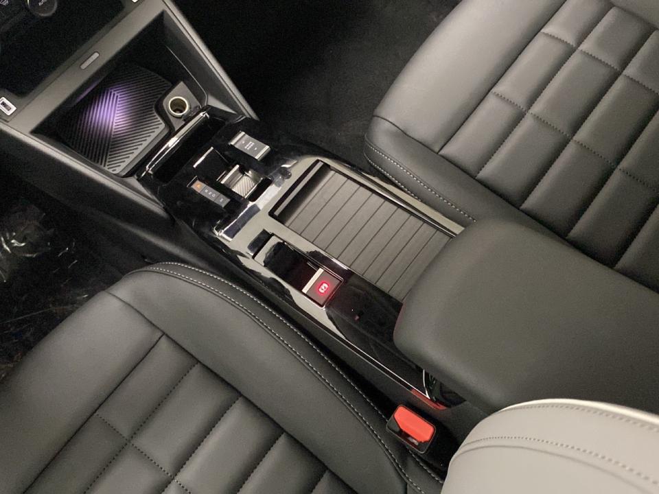 Citroen C4 Hybrid 145 ë-DCS6 Max