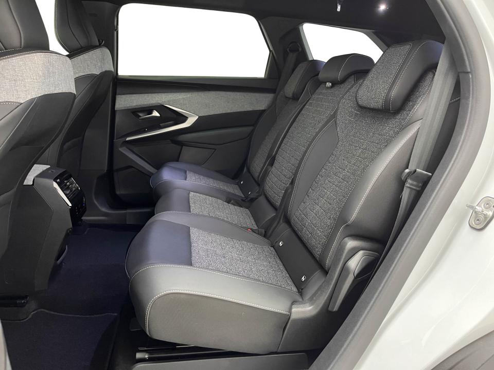 Peugeot 5008 Hybrid 1.2 100KW Allure eDCS6