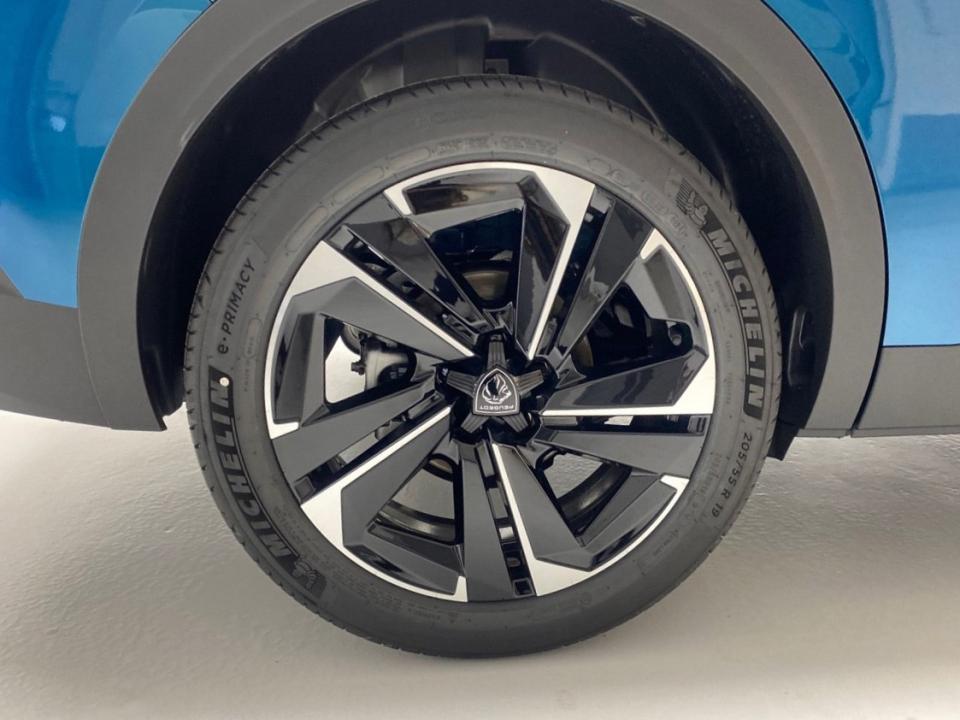 Peugeot 408 408 Allure HYBRID 145 eDCS6