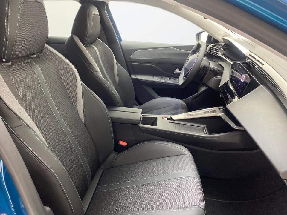 Peugeot 408 408 Allure HYBRID 145 eDCS6