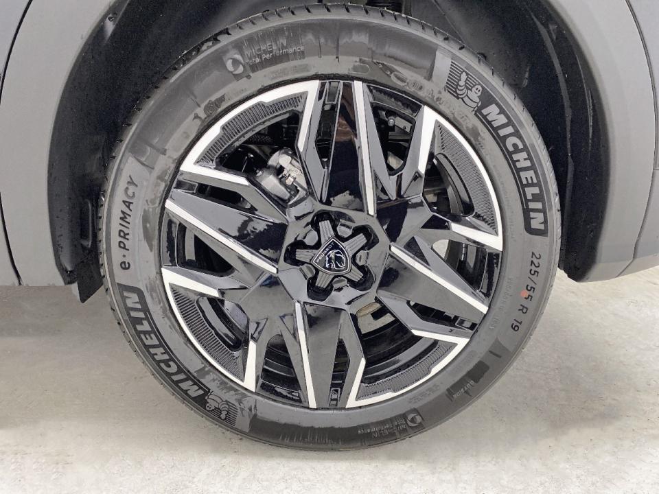 Peugeot 3008 Hybrid 1.2 107KW GT eDCS6