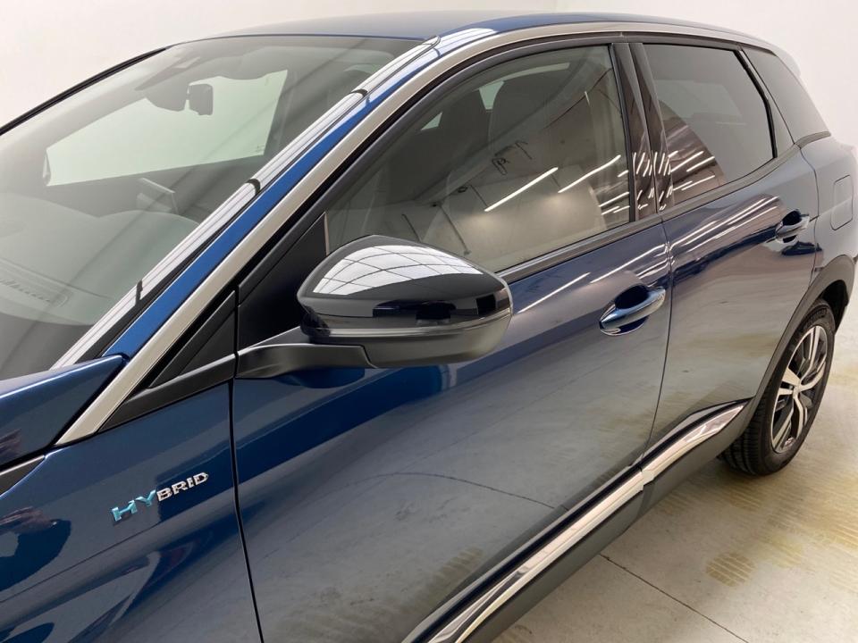 Peugeot 3008 Plug-in Hybrid 180 e-EAT8 Allure Pack