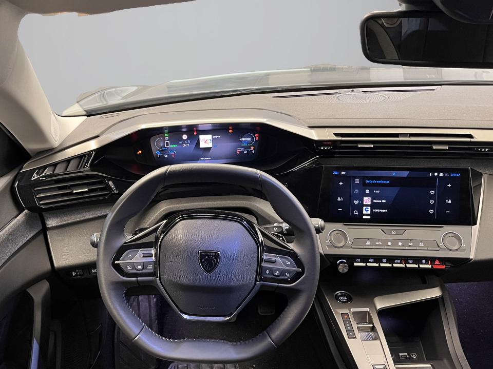 Peugeot 408 408 Allure PHEV 180 e-EAT8