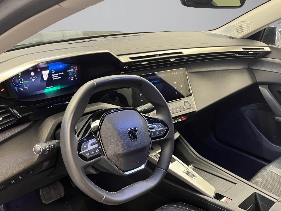 Peugeot 408 408 Allure PHEV 180 e-EAT8